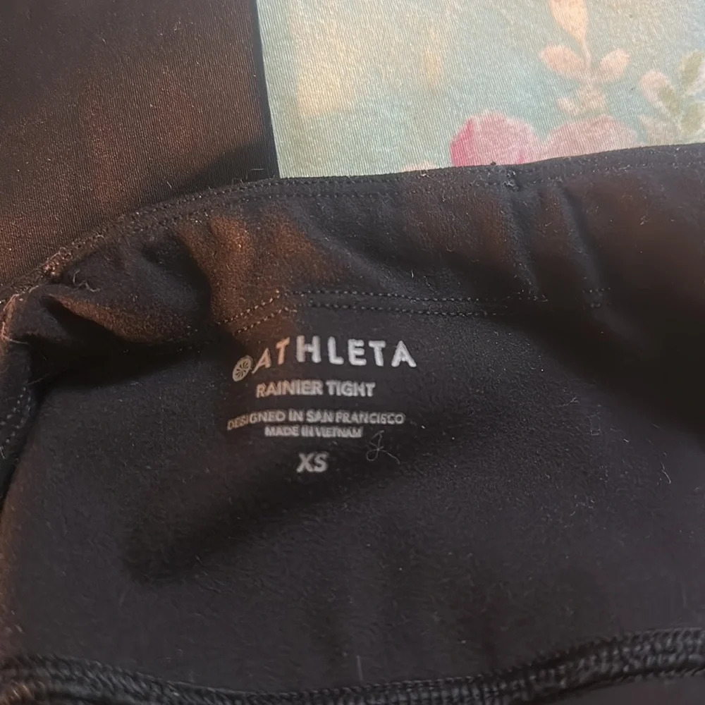 Athleta Rainer Tight - Picture 4 of 4